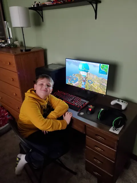 I built my brother his first PC, he bought the keyboard, mouse, and monitor with his birthday money. He is 11 years old. (Specs: Ryzen 5 2600, RX 580, 16GB RAM)