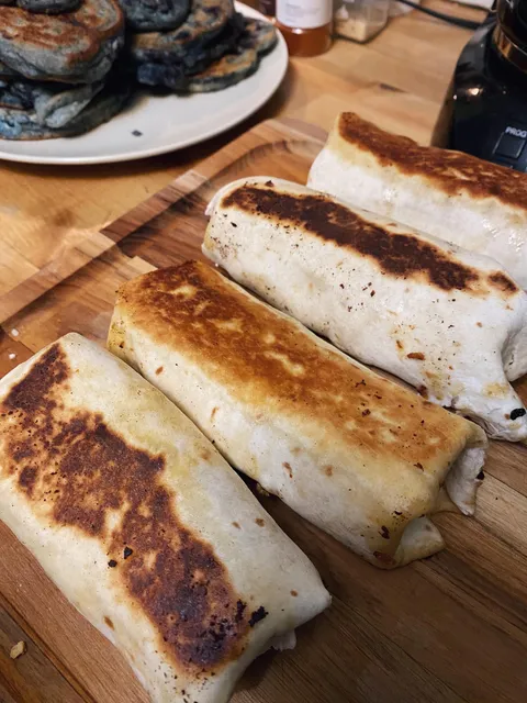 Breakfast burritos + blueberry pancakes + coffee 🌯🥞☕️