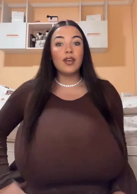 Can’t really hide when they’re her whole torso