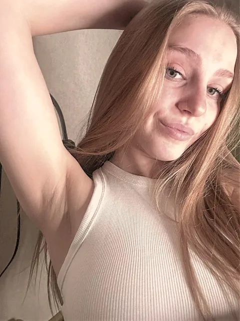 Do I look hottie in this ? [F19]