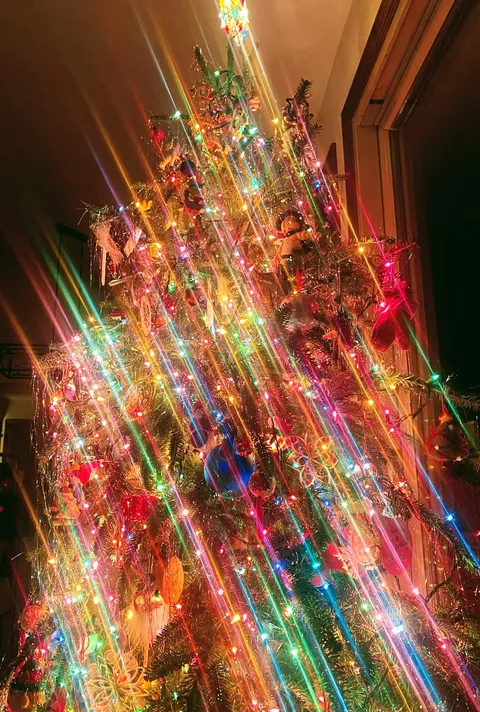 Merry Christmas to everyone with or without a stigmatism 