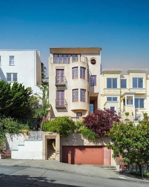 Near Lombard Street, San Francisco 