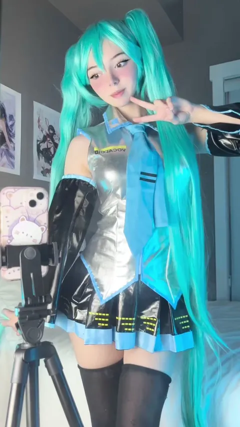 Hatsune Miku (Miamiaxof) [Vocaloid]