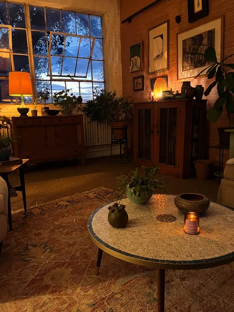 62 degrees and low humidity here in Minnesota. Perfect sleeping weather.