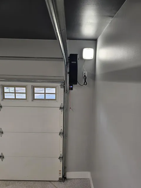 Side mount door opener is very underrated