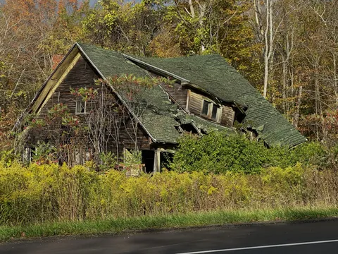 Brokeback Bungalow in Kill Buck