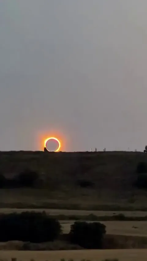 Once in a lifetime skate trick with total eclipse as a backdrop.
