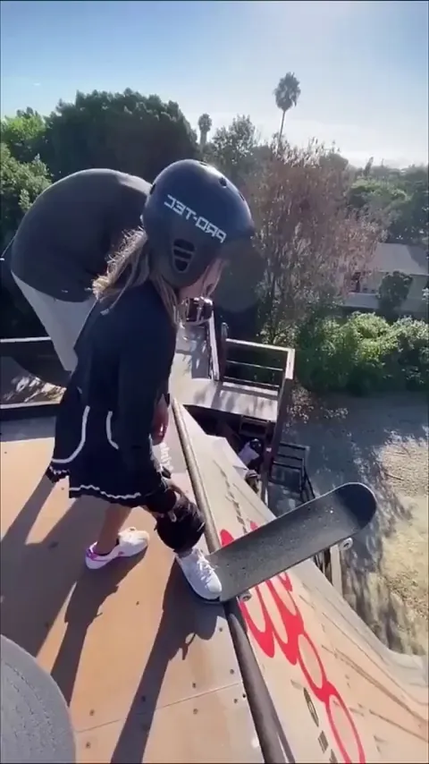 She took her time to control her nerves and did it. What a Brave Girl👏