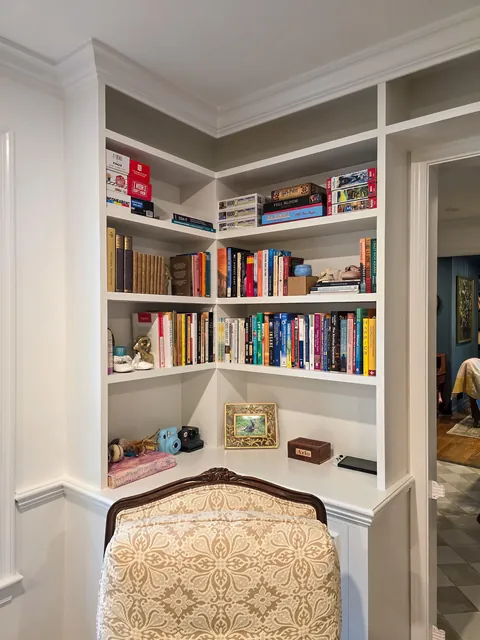 Our home library (+Living room built-ins)