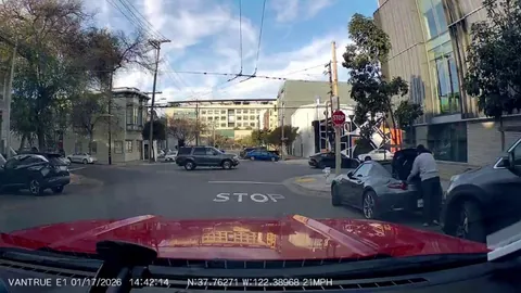 How bad of a driver does one have to be to block 4 way STOP like this? [oc]