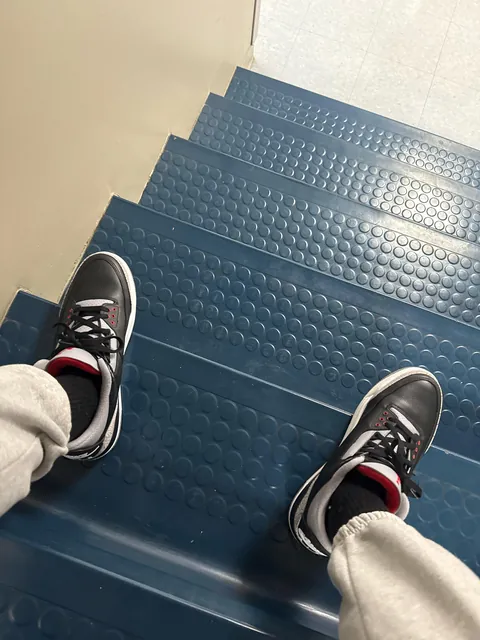 First day of college kicks (proud of myself for going back)