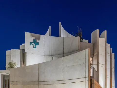 Vet Hospital Tirana by Davide Macullo Architects, TIRANË, ALBANIA