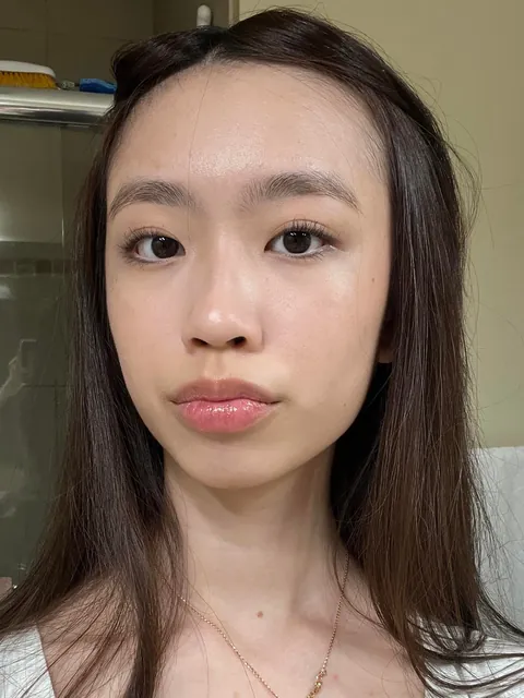 How come my makeup always ends up looking "natural" regardless of how much product I put on?