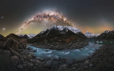 The Milky Way arch at Aoraki, New Zealand