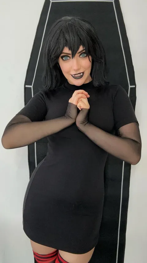 Mavis [Hotel Transylvania] by FLEURXY