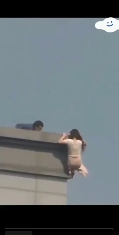 Saving a woman by grabbing on her (real) hair