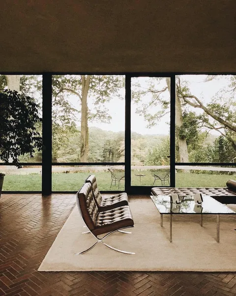 The Glass House - Philip Johnson [1080 x 1350]
