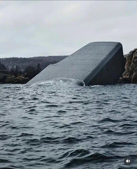The First European Underwater Restaurant Opened In Norway