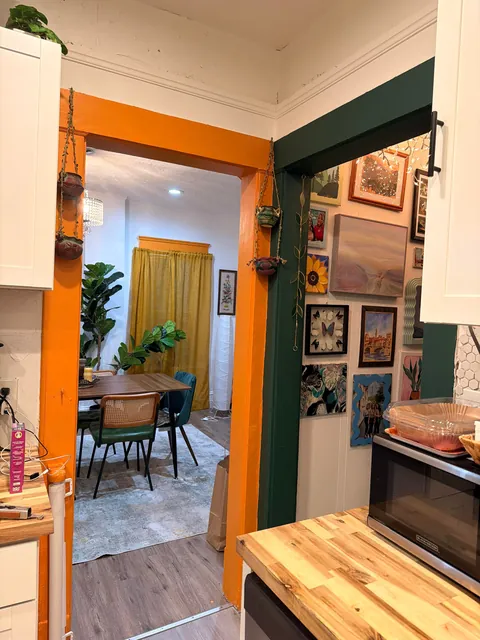 Painting &amp; making my home cozier every day 🧡