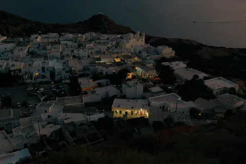 My 11-Day Trip to Milos, Santorini &amp; Athens in 20 Photos!