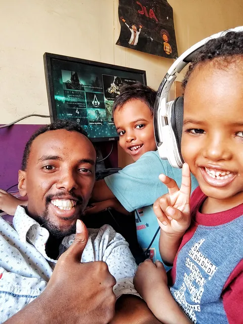 Update: first test run of the GTX 1080 Ti sent by a fellow Redditor to our gaming project in Yemen