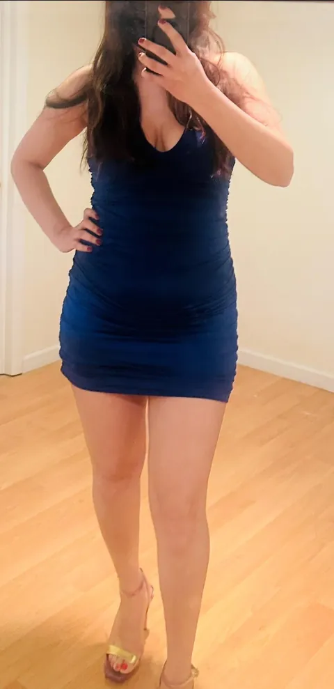 My wife is going out tonight with her girl friends and took these pics before leaving. You think she will get hit at the bars? Would you if you get a chance?