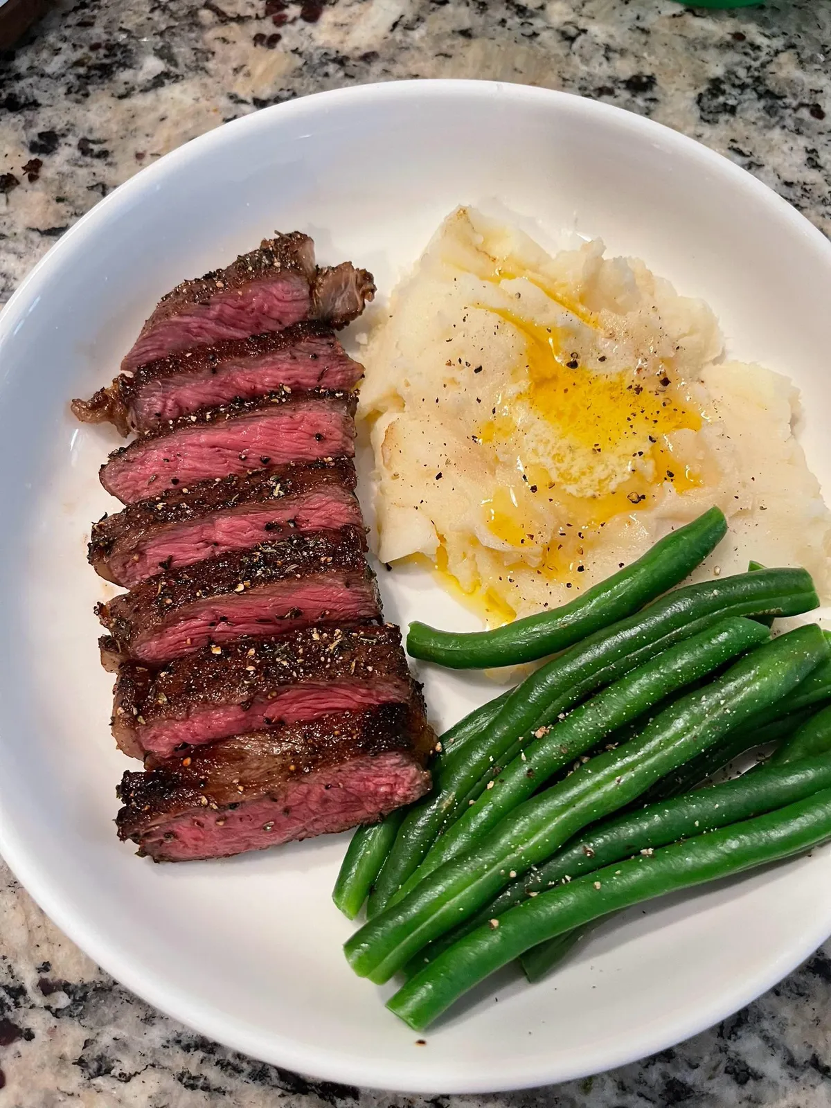 Steak, mashed potatoes, and green beans [homemade]