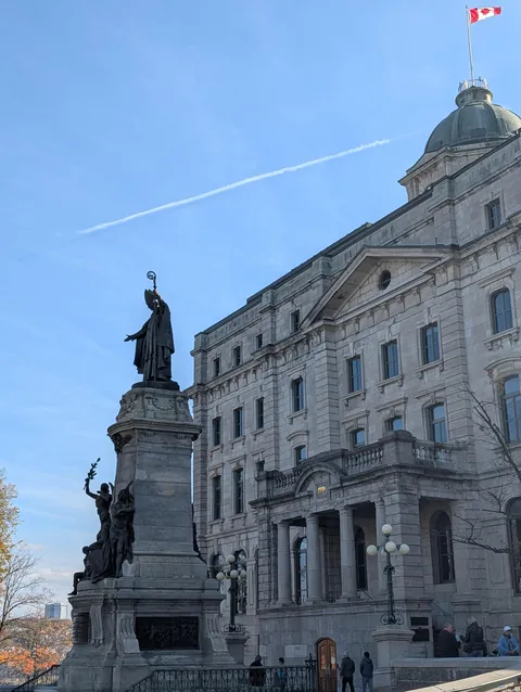 An afternoon walk through Quebec City