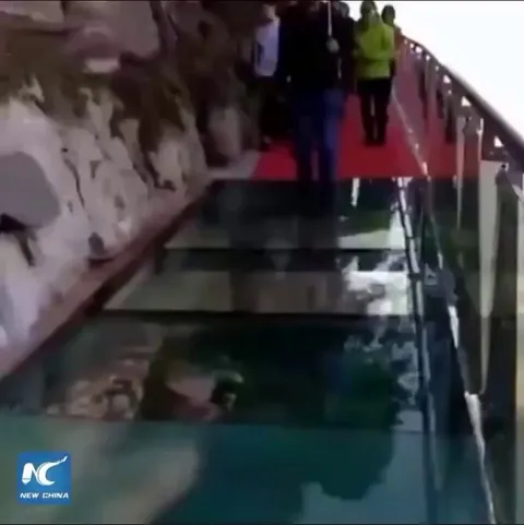 Glass bridge on China fake cracks, alongside surround sound to enhance illusion