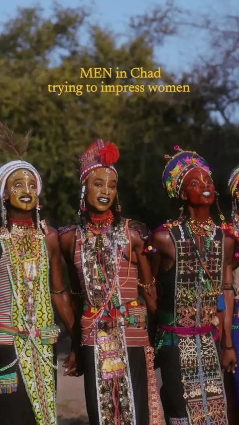 The Gerewol is a courtship festival of the Wodaabe people in Chad. Men dance to attract women, valuing bright eyes, white teeth, grace, and strength. During the Yaka dance, men chant, move in rhythm, and compete to be chosen.
