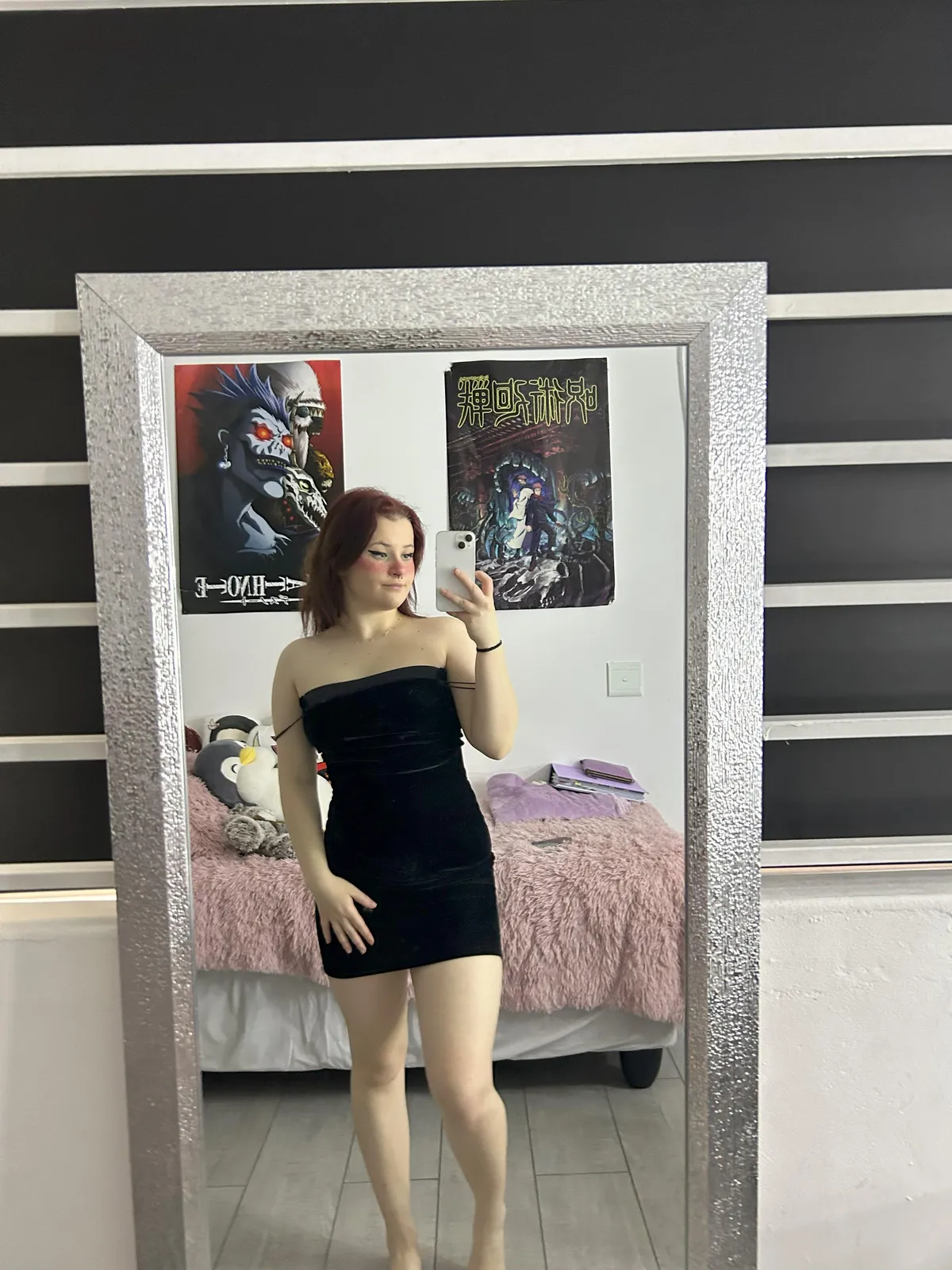 Loving my curves on this dress