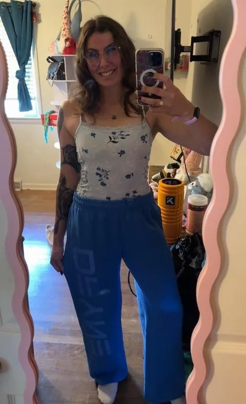 Any men out there still find an all natural woman attractive? 🫣➡️ f26