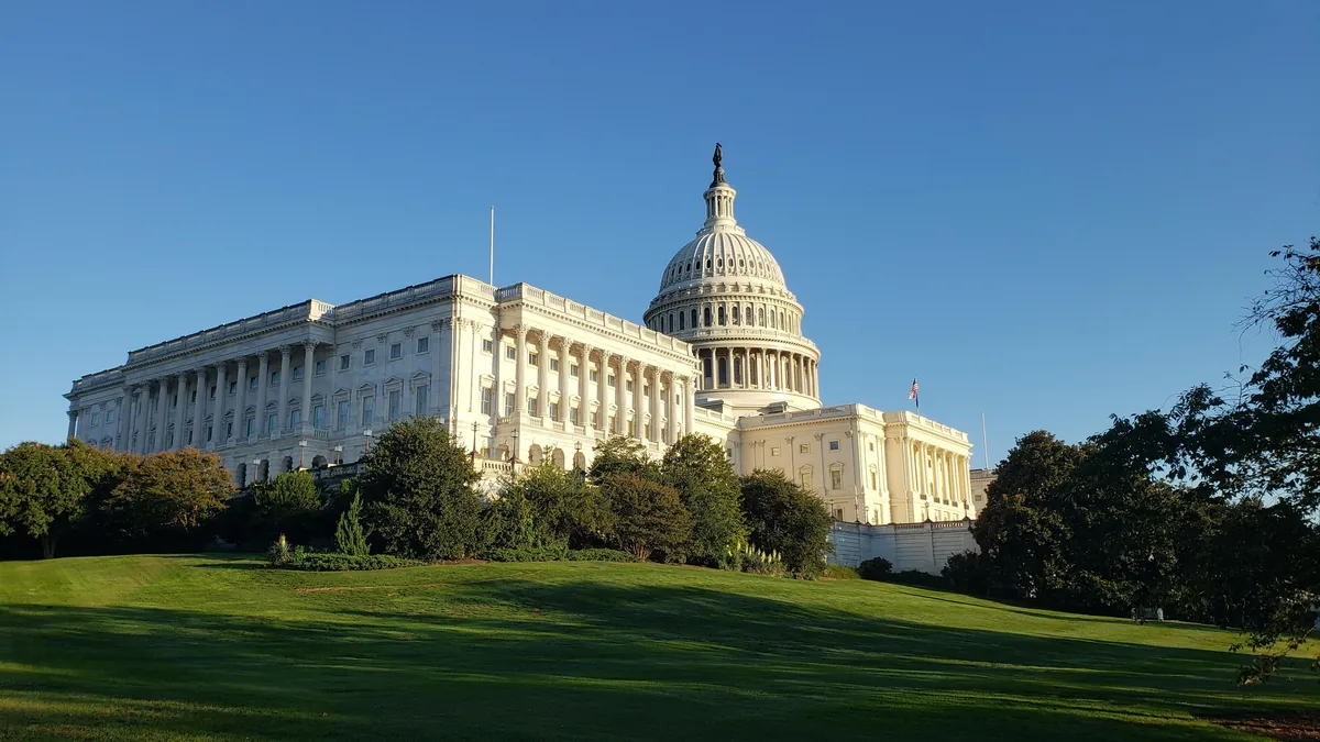 A trip to Washington D.C. during shutdown and thoughts of a European about the US capital