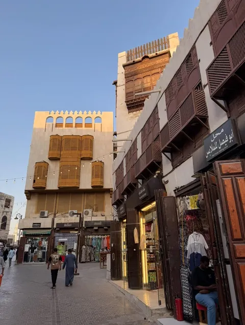 Traveled around Saudi Arabia for 9 days and it was an interesting experience. Trip report below