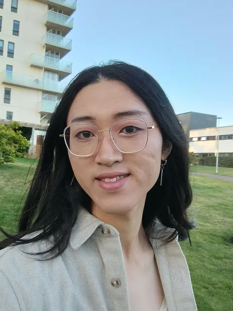 How can I look more feminine on my femme days?