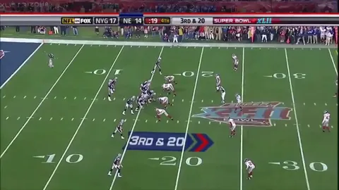 [Highlight] Tom Brady throws a beautiful pass to Randy Moss that gets broken up by Corey Webster