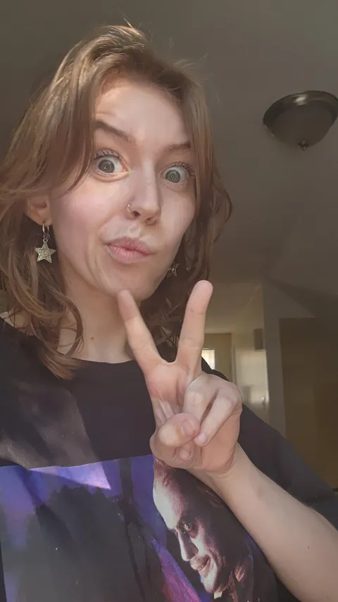 Do your worst 🤝 I am as annoying as I look so plz don't feel bad