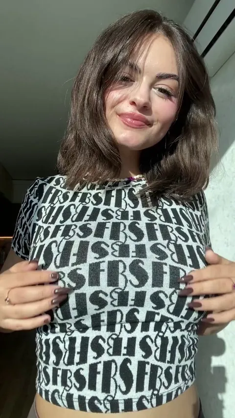 Flawless &amp; Busty reveal