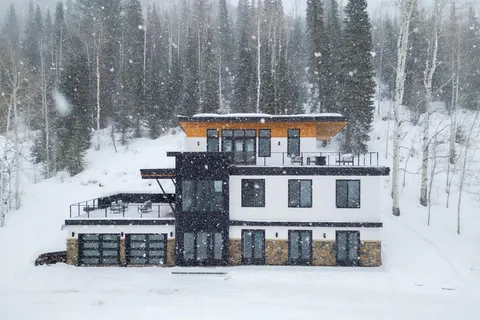 Mountain Modern in a snow storm