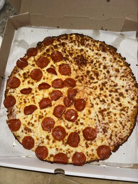 I ordered half cheese, half pepperoni…. :/