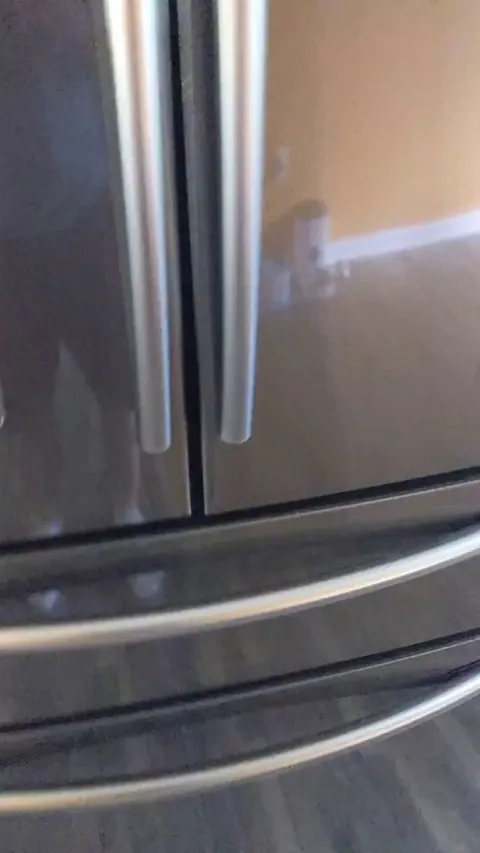 I was cleaning my fridge and did an experiment