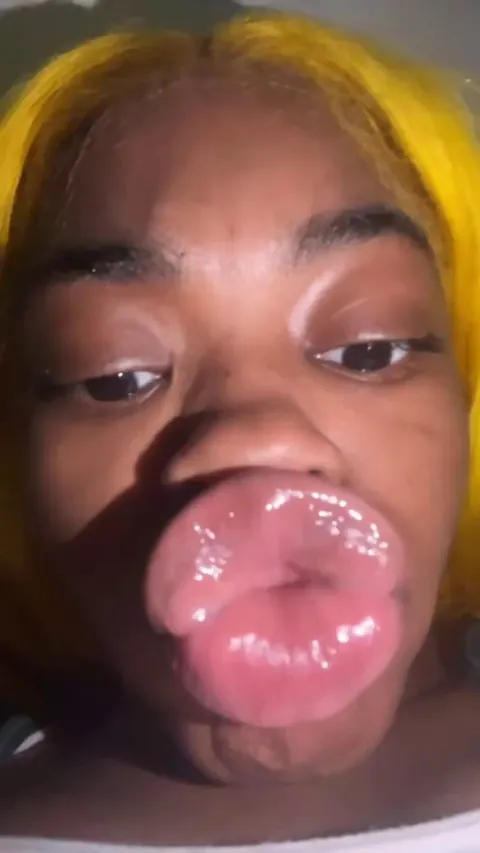 since y’all seem to like her ghetto ass