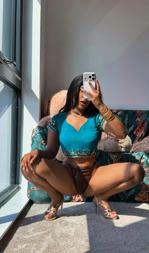 Nothing compliments brown skin quite like a little bit of culture ✨