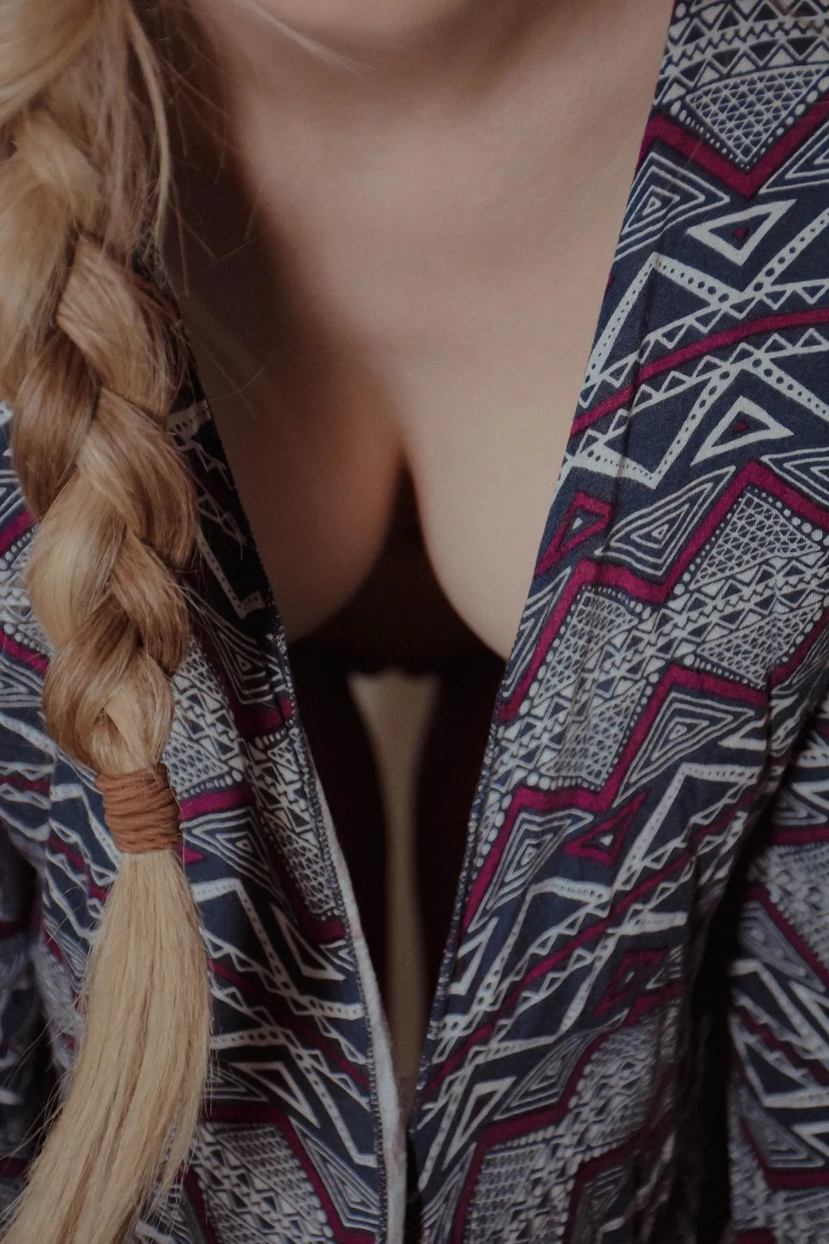 Should probably stop wearing loose dresses when it's nothing under 🫣