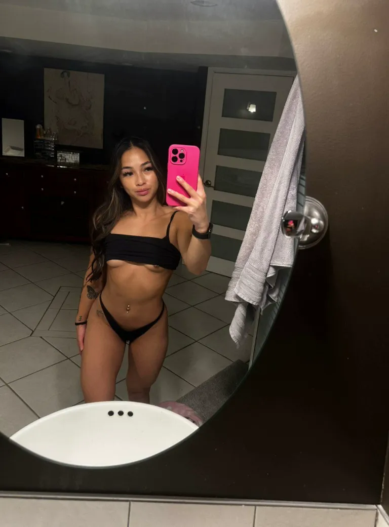 I love some simple Black panties