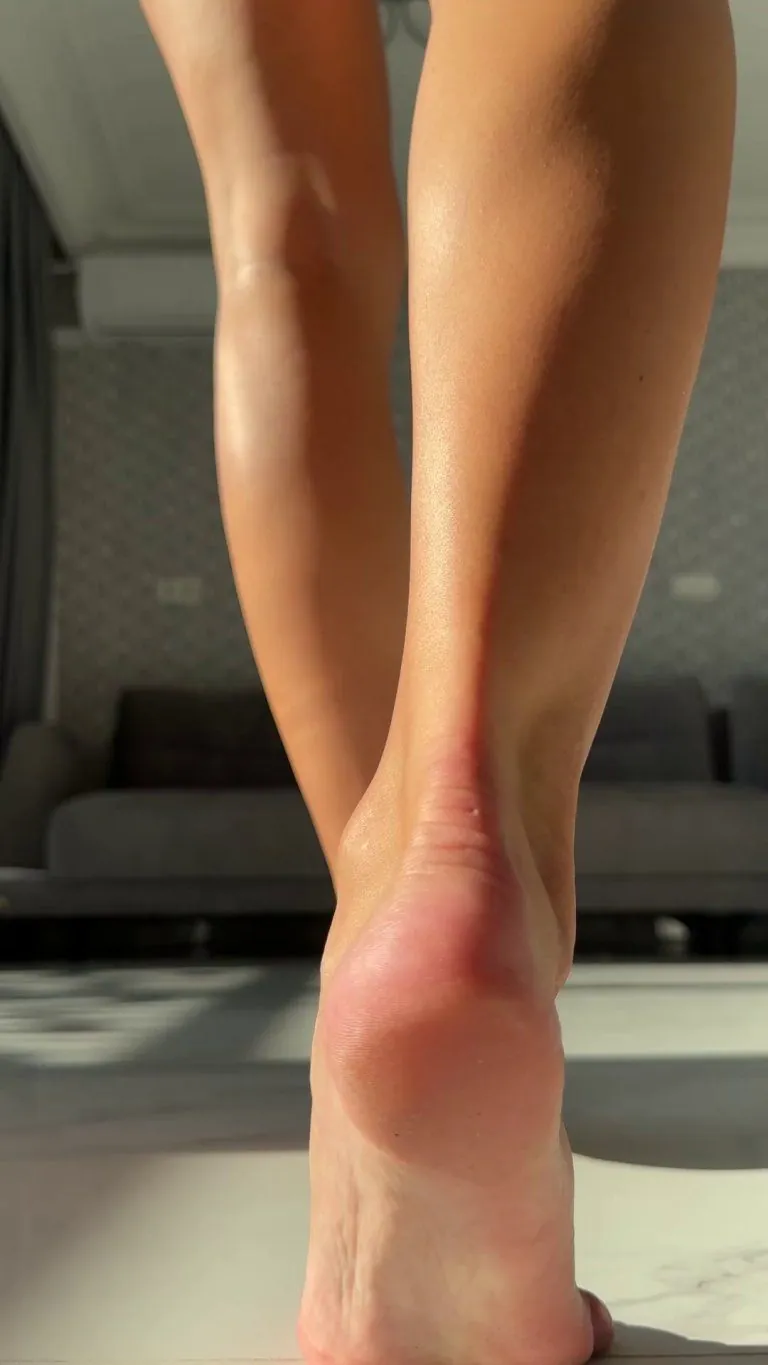 bare feet and bare butt best combo