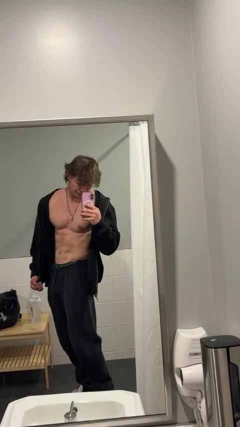 Swipe to undress;)