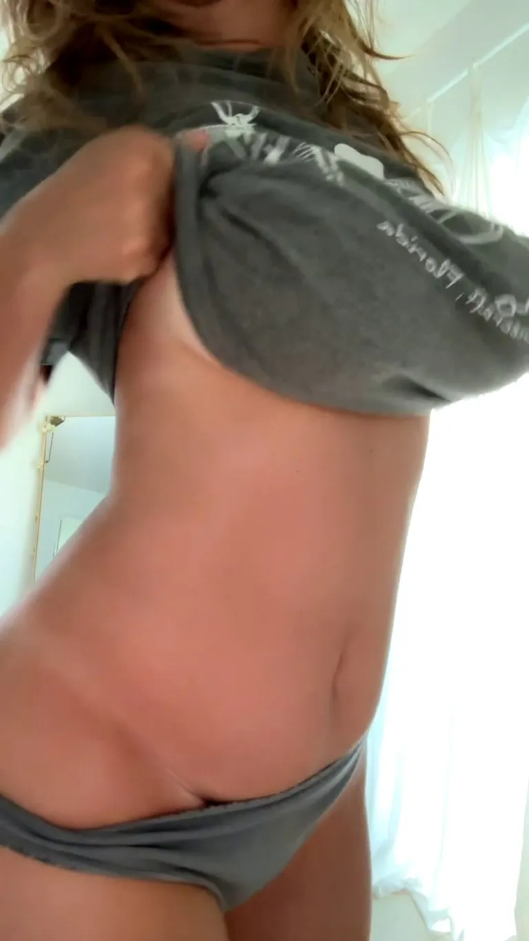 Felt like coming by and flashing you my tits 😜