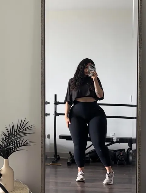 Hi everyone hope you're having a great day!  💕F28