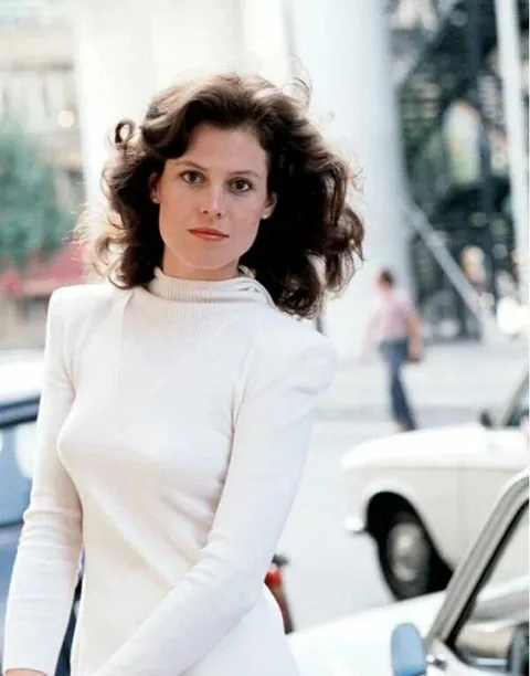 80's Sigourney Weaver
